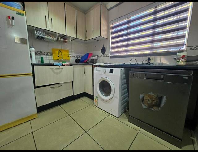 3 BEDROOM HOUSE FOR SALE IN ALBERTSDAL